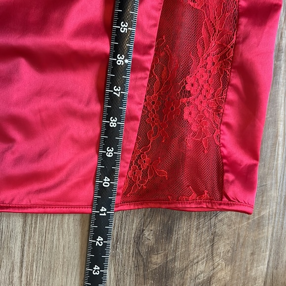 House of CB London Red Lace Satin Bustier Bodycon Dress Size Medium - Picture 11 of 16